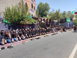 گزارش تصویری نماز ظهر عاشورا